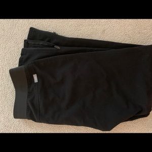 Figs skinny scrub pants